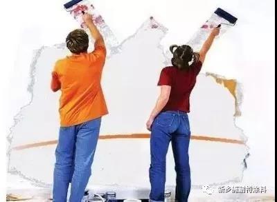 真石漆成片脫落，沒團結好膩子和底漆